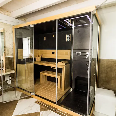 Fanny 4* Cagliari