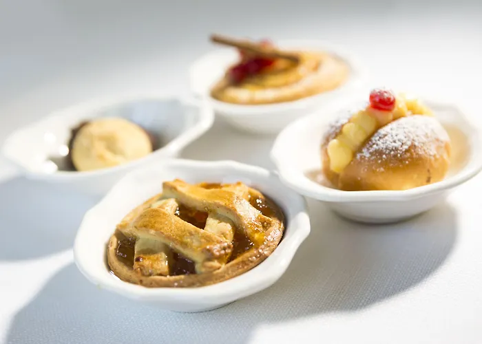 芬妮别墅酒店 4* 卡利亚里