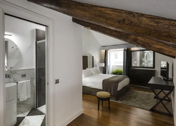 芬妮别墅酒店 4*