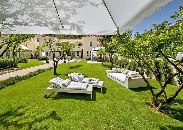 芬妮别墅酒店 酒店 4*